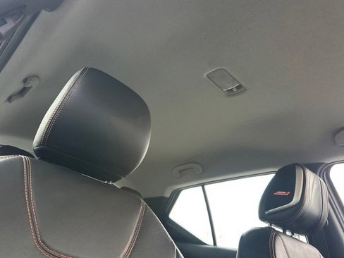 Used 2020 Nissan Kicks SR w/ SR Premium Package image 24