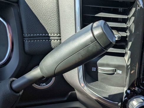 New 2026 RAM 2500 Laramie AWD/4WD image 26