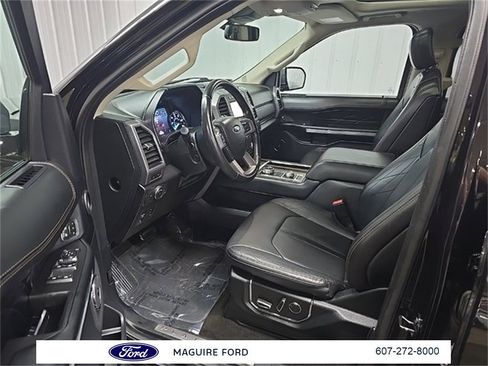 Used 2020 Ford Expedition Platinum image 16