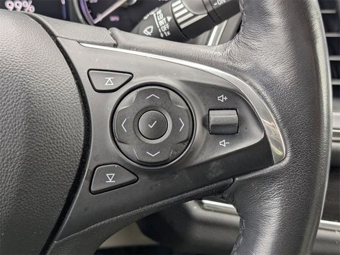 Used 2021 Buick Enclave Essence w/ Sound and Sites Package image 24