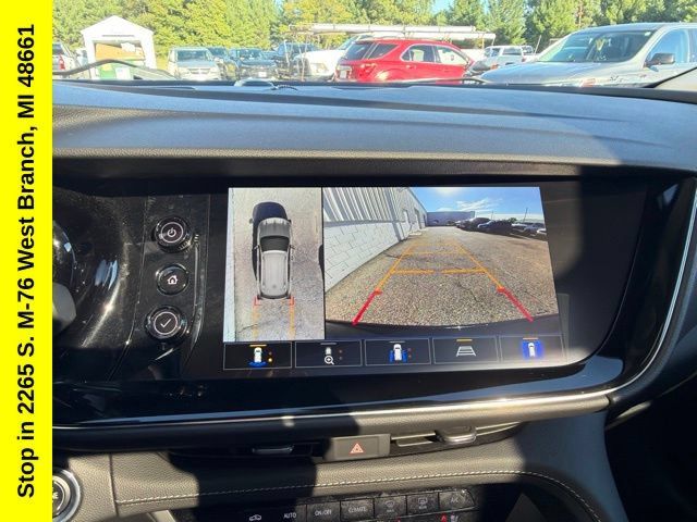 Used 2023 Buick Envision Avenir AWD/4WD image 48