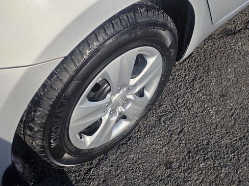 Used 2016 Kia Forte LX image 20