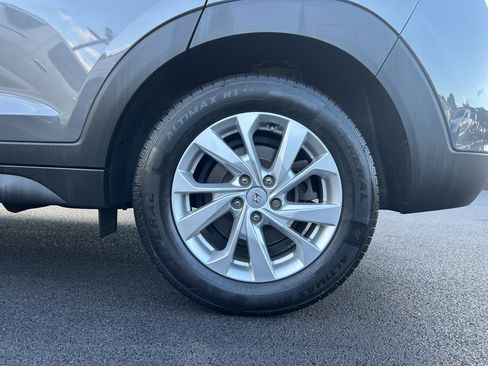 Used 2020 Hyundai Tucson SE image 8