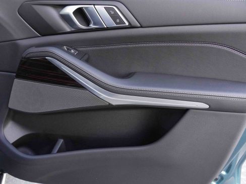 Certified 2025 BMW X5 xDrive40i image 31