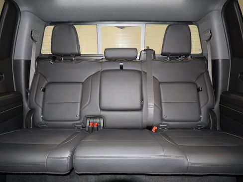 Certified 2024 GMC Sierra 1500 Denali w/ Denali Reserve Package AWD/4WD image 32