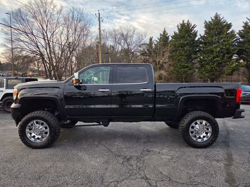 Used 2019 GMC Sierra 2500 Denali w/ Duramax Plus Package image 6