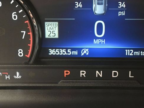 Used 2024 Ford Explorer Limited w/ Equipment Group 301A AWD/4WD image 16