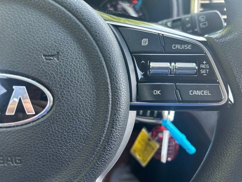 Used 2020 Kia Sportage LX AWD/4WD image 18