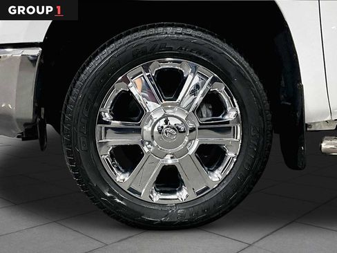Certified 2020 Toyota Tundra 1794 Edition AWD/4WD image 11