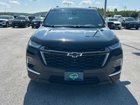 Certified 2023 Chevrolet Traverse Premier w/ Redline Edition AWD/4WD image 8