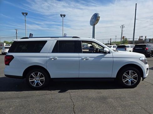 Used 2024 Ford Expedition Max Limited AWD/4WD image 9
