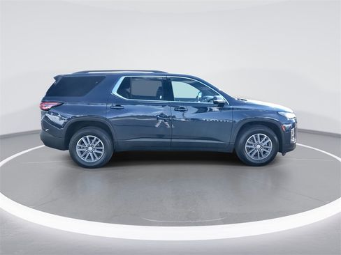 Certified 2023 Chevrolet Traverse LT image 9