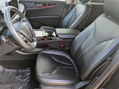 Certified 2023 Lincoln Nautilus Standard w/ Premium Package image 12