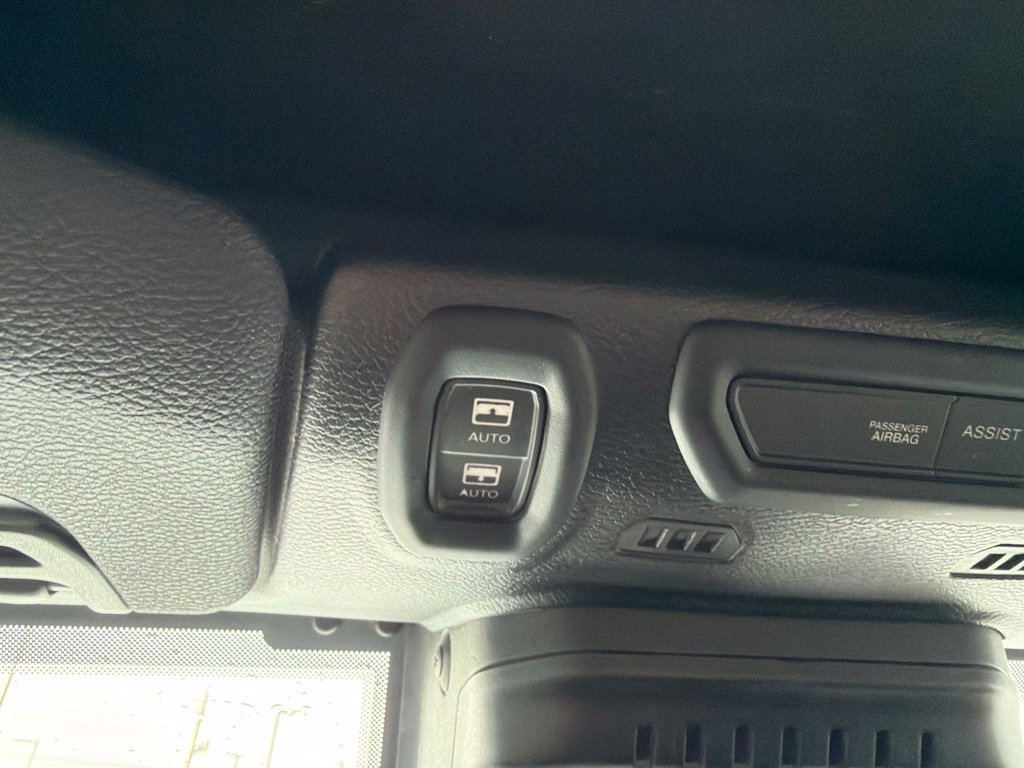 Used 2021 Jeep Wrangler Unlimited Sahara w/ Cold Weather Group AWD/4WD image 24