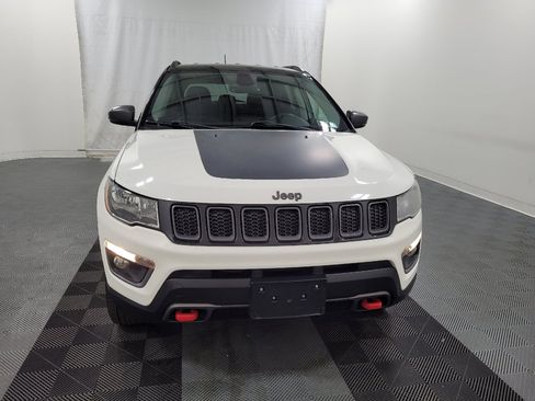 Used 2017 Jeep Compass Trailhawk w/ Popular Equipment Group AWD/4WD image 14