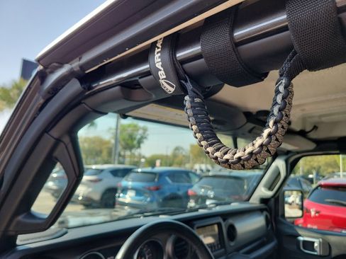 Used 2020 Jeep Wrangler Unlimited Sport image 23