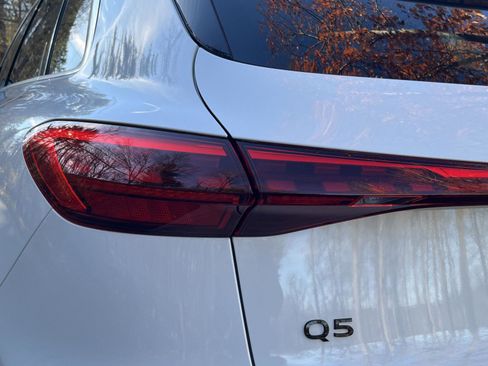 Used 2025 Audi Q5 Premium Plus w/ Premium Plus image 29