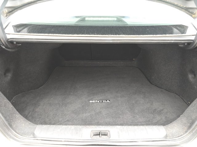 Used 2024 Nissan Sentra SV FWD image 12
