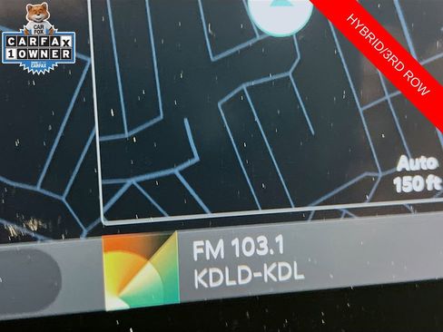 Certified 2025 Kia Sorento EX image 16