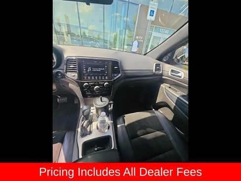 Used 2021 Jeep Grand Cherokee Laredo X RWD image 16