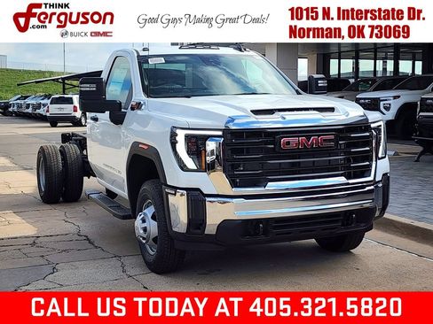 New 2026 GMC Sierra 3500 Pro w/ Convenience Package AWD/4WD image 1