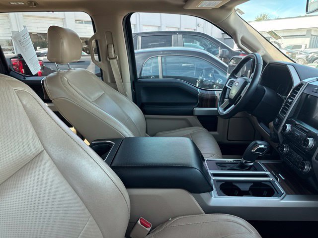Used 2017 Ford F150 Lariat w/ Equipment Group 502A Luxury AWD/4WD image 14