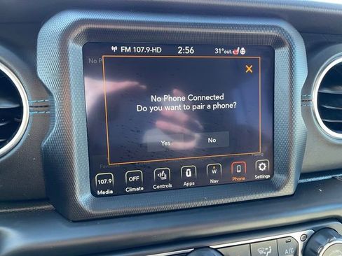 Used 2021 Jeep Wrangler Unlimited Rubicon 4xe w/ Cold Weather Group AWD/4WD image 26