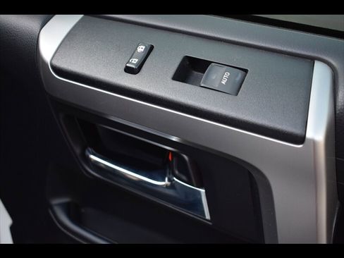 Used 2023 Toyota 4Runner SR5 image 36