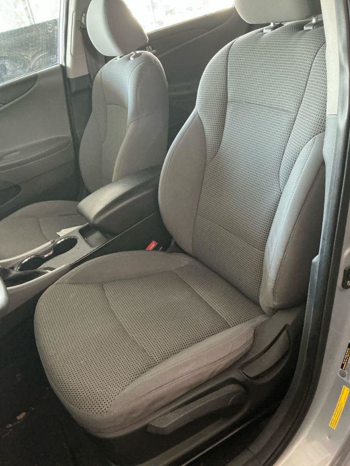 Used 2011 Hyundai Sonata GLS FWD image 11
