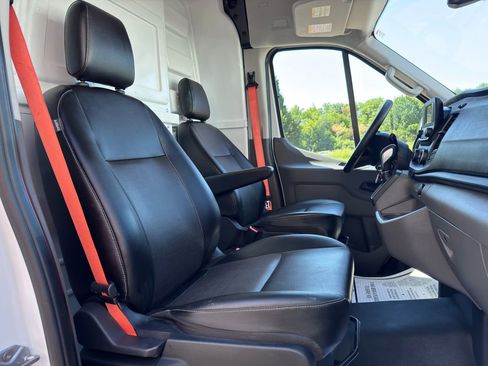 Used 2025 Ford Transit 250 148 Medium Roof w/ Load Area Protection Package RWD image 30