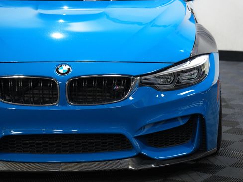 Used 2020 BMW M4 Coupe w/ Competition Package RWD image 10