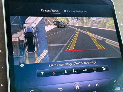 Used 2023 Mercedes-Benz EQS 450+ SUV image 19
