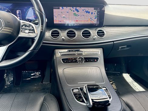 Used 2020 Mercedes-Benz E 350 Sedan image 18