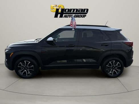 Used 2024 Chevrolet TrailBlazer ACTIV AWD/4WD image 2