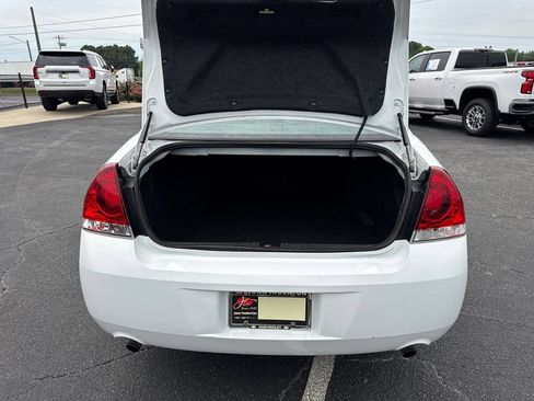 Used 2014 Chevrolet Impala Limited LS FWD image 19