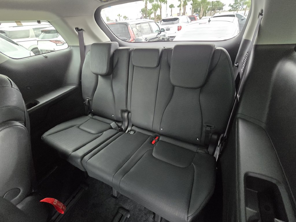 Certified 2025 Kia Carnival SX Prestige FWD image 11