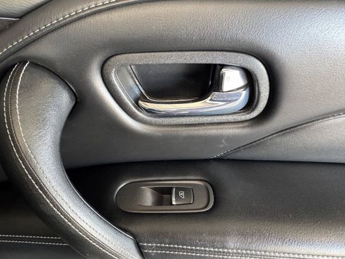 Used 2024 INFINITI QX80 Luxe image 38