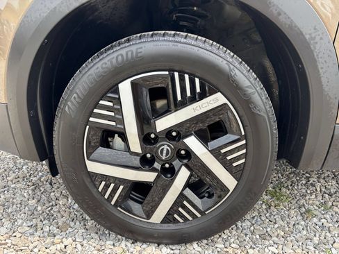 Used 2026 Nissan Kicks SV FWD image 29