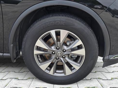 Used 2017 Nissan Murano SL w/ SL Technology Package FWD image 3