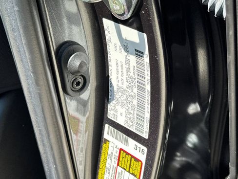 Certified 2023 Toyota Tacoma TRD Sport AWD/4WD image 35
