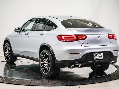 Used 2023 Mercedes-Benz GLC 300 4MATIC Coupe image 2