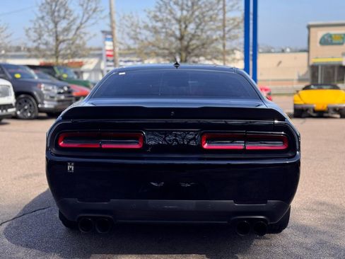 Used 2021 Dodge Challenger R/T Scat Pack RWD image 5
