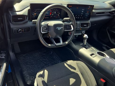 Used 2024 Ford Mustang Coupe RWD image 11