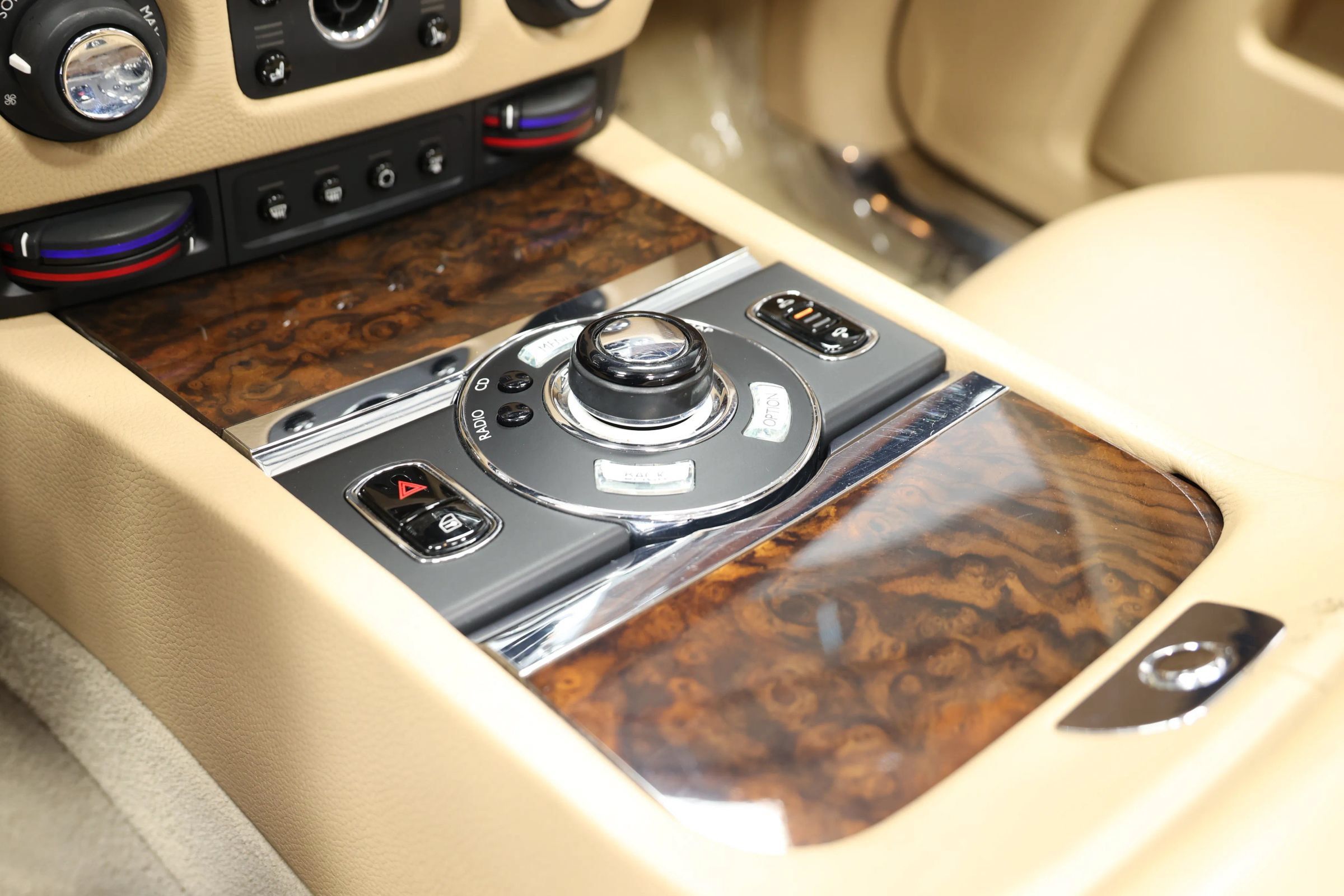 Used 2011 Rolls-Royce Ghost RWD image 44