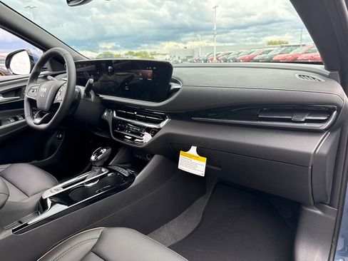 New 2026 Buick Envista Avenir FWD image 40