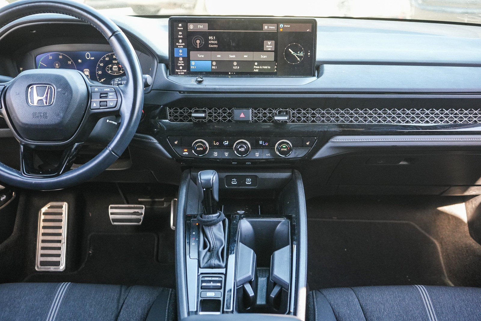 Used 2025 Honda Accord Sport image 14