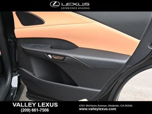 New 2026 Lexus RX 450h AWD image 19