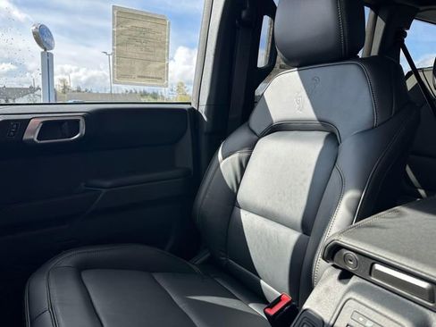 New 2026 Ford Bronco Badlands image 19