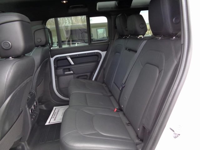 Used 2023 Land Rover Defender 110 V8 AWD/4WD image 17