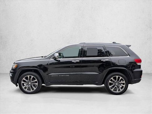 Used 2018 Jeep Grand Cherokee Overland AWD/4WD image 9
